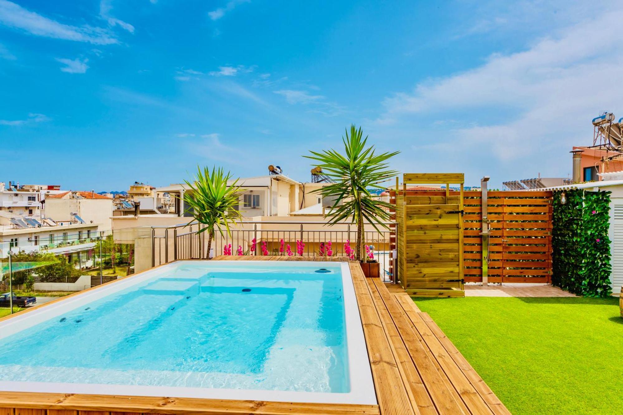 Beachfront Lux Apartments&gym 5 *