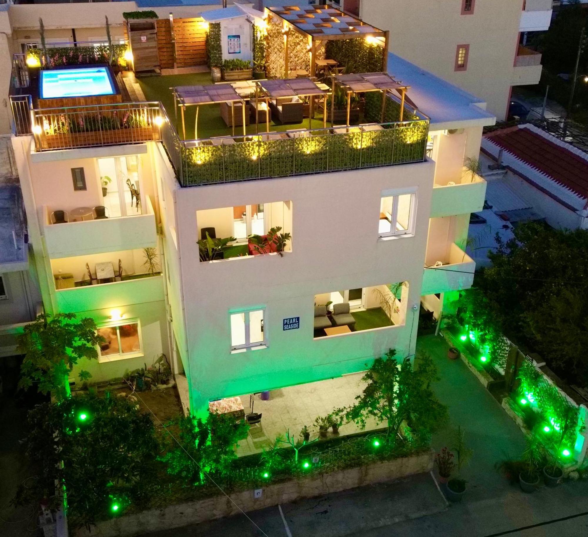Beachfront Lux Apartments&gym 5 *